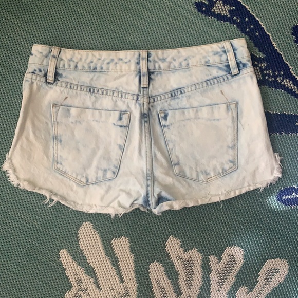 Mossino Jean shorts - Picture 2 of 3